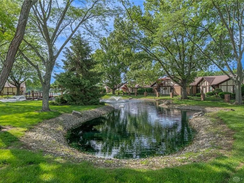 957 Pine Needles Drive, Washington Township, OH 45458 Photo 24