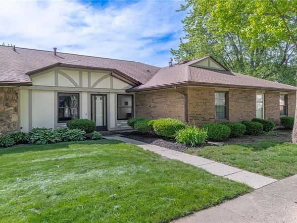 762 Pine Needles Drive, Washington TWP, OH 45458