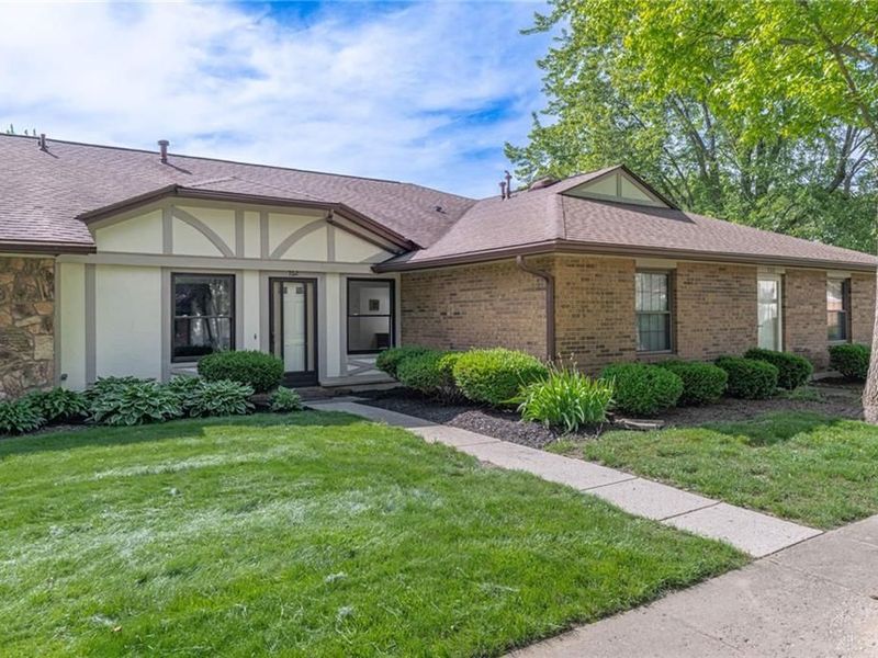 762 Pine Needles Drive, Washington Township, OH 45458 Photo 1