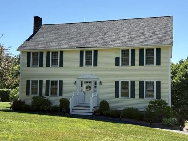 11 Nutfield Drive, Londonderry, NH 03053