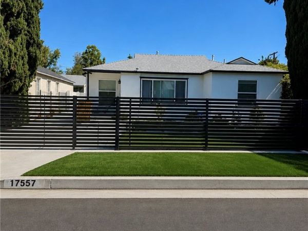 17557 lemay, Lake Balboa, CA 91406