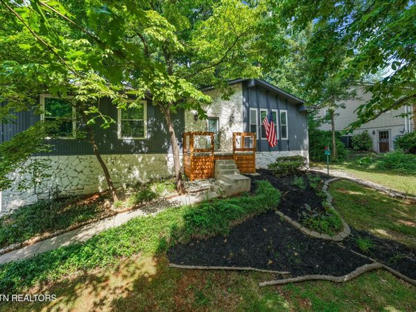 1117 Rain Tree Rd, Knoxville, TN 37923