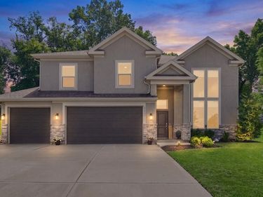 5807 N Bell Court, Kansas City, MO 64118
