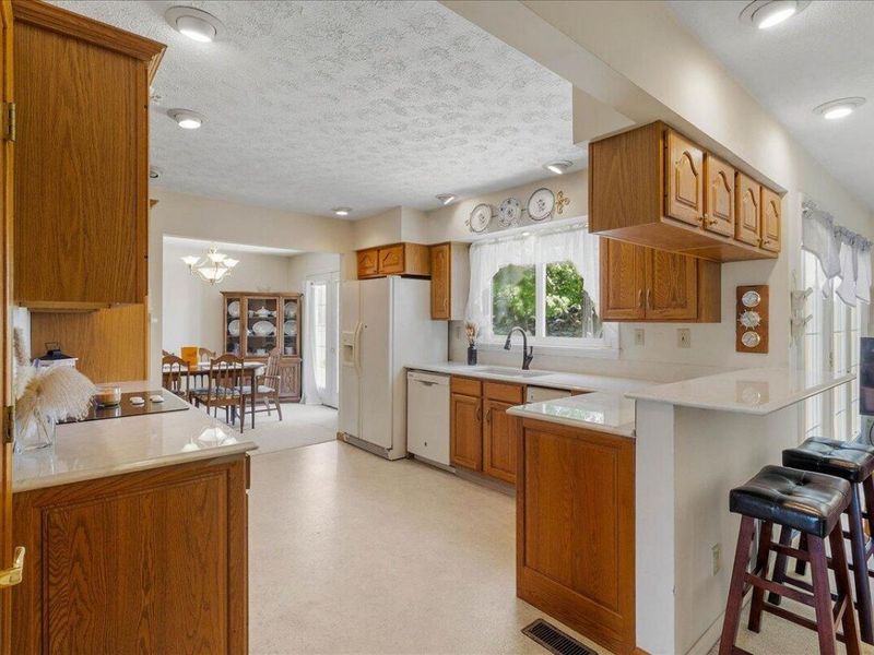 135 N Dugan Road, Urbana, OH 43078 Photo 17