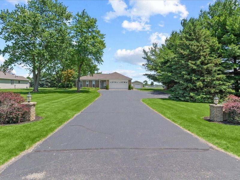 135 N Dugan Road, Urbana, OH 43078 Photo 3