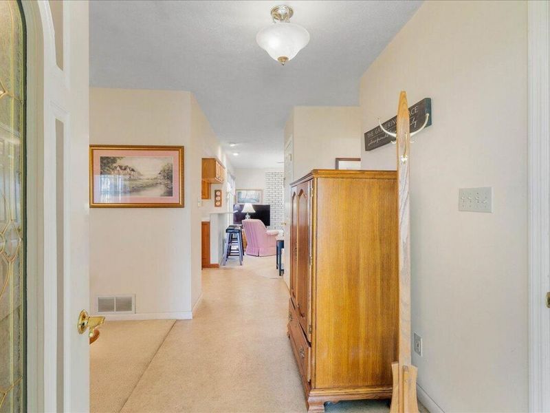 135 N Dugan Road, Urbana, OH 43078 Photo 9