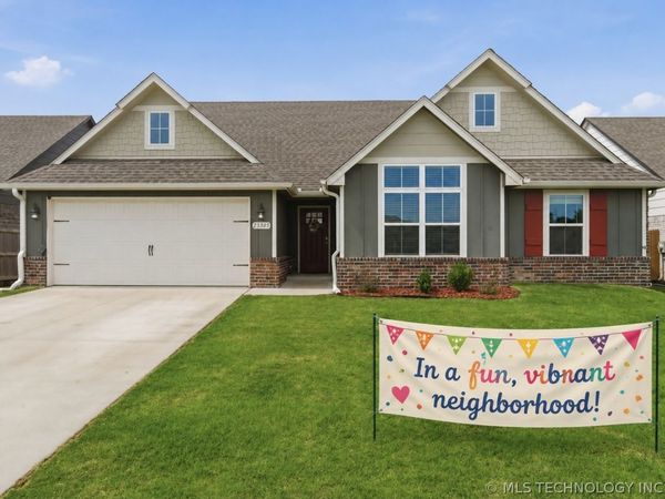 23305 E 101st Place S, Broken Arrow, OK 74014