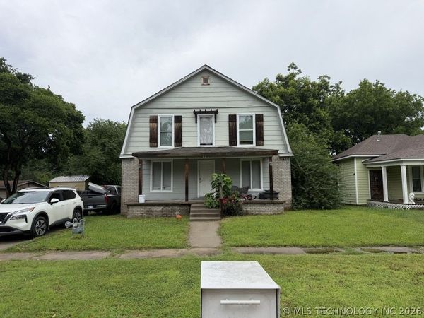 114 E 6th Street , Claremore, OK 74017