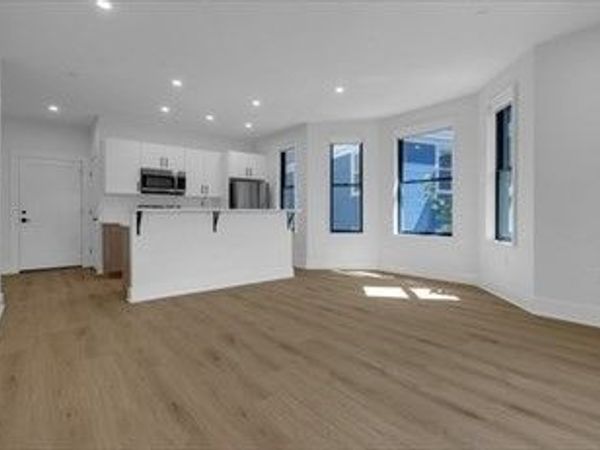 69 Bailey, Unit 105, Boston, MA 02124