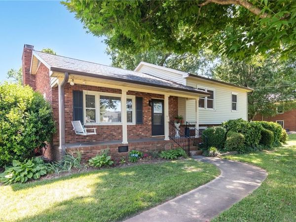 1132 Glennview Drive , Kernersville, NC 27284