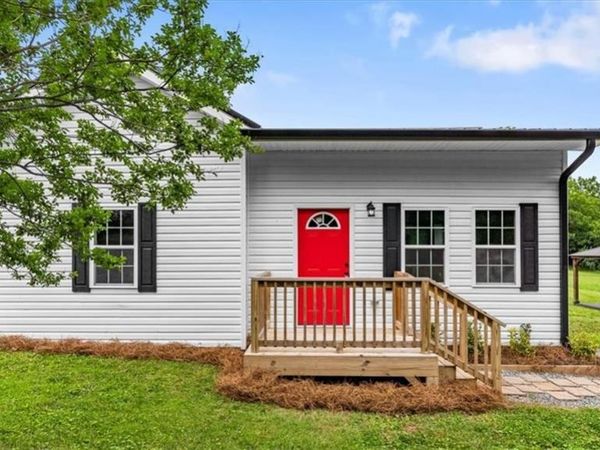 354 Anderson Street , Denton, NC 27239