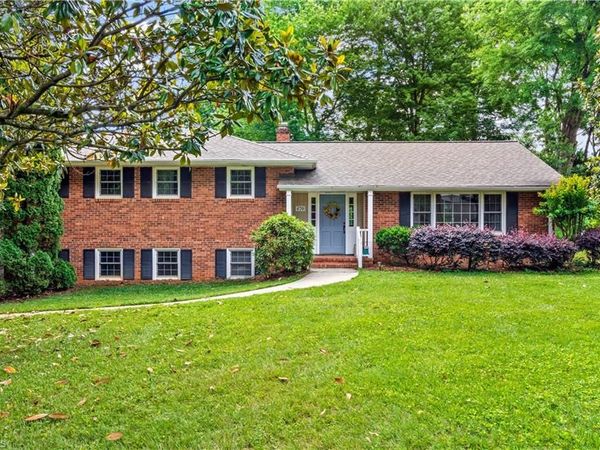470 Westoak Trail, Winston-Salem, NC 27104