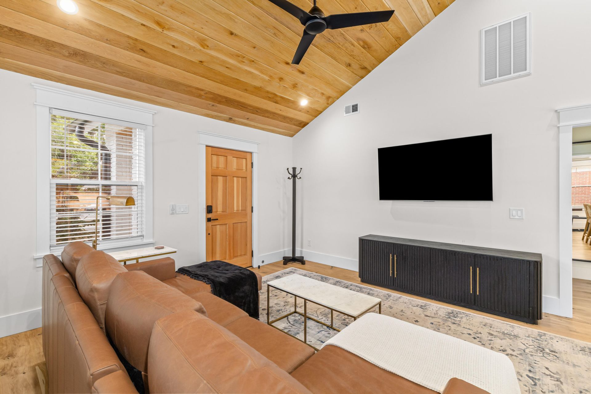 8 Yeadon Avenue Photo 10