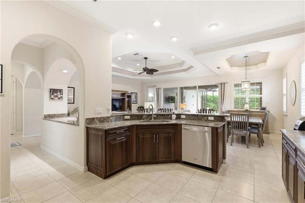 10736 Fieldfair Dr, Naples, FL 34119 Photo