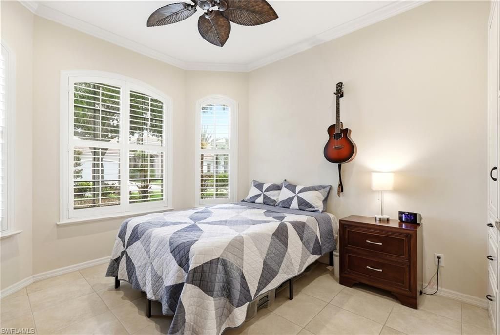 10736 Fieldfair Dr, Naples, FL 34119 Photo