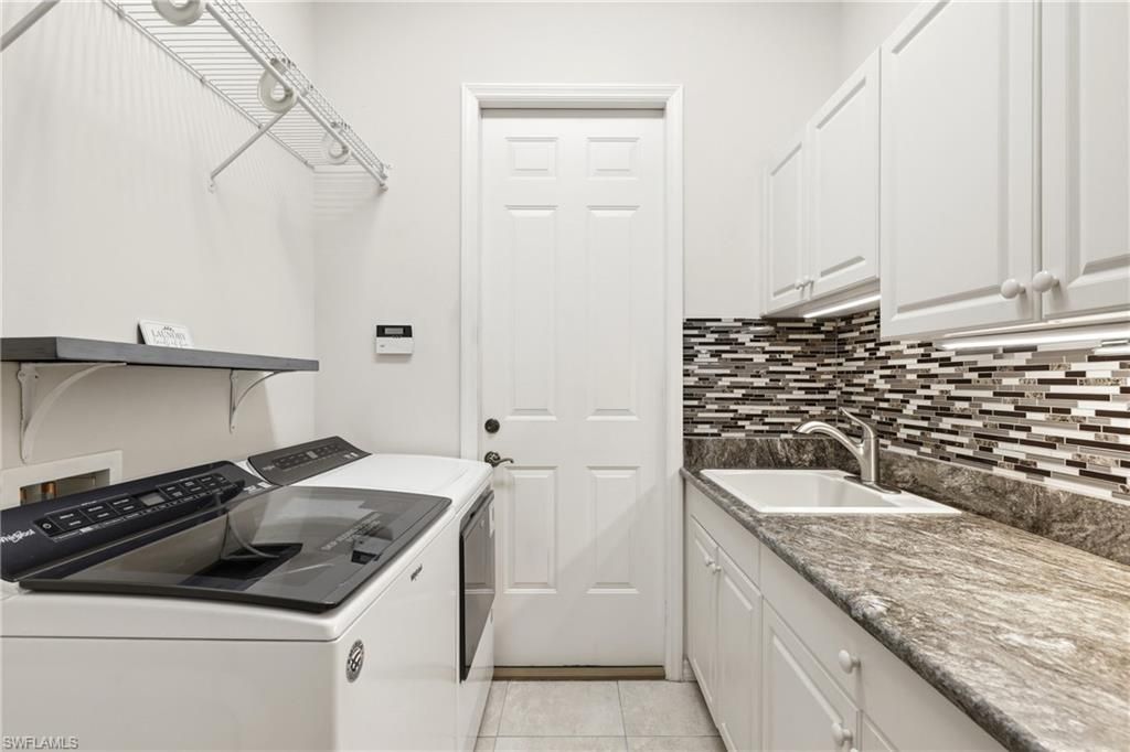 10736 Fieldfair Dr, Naples, FL 34119 Photo