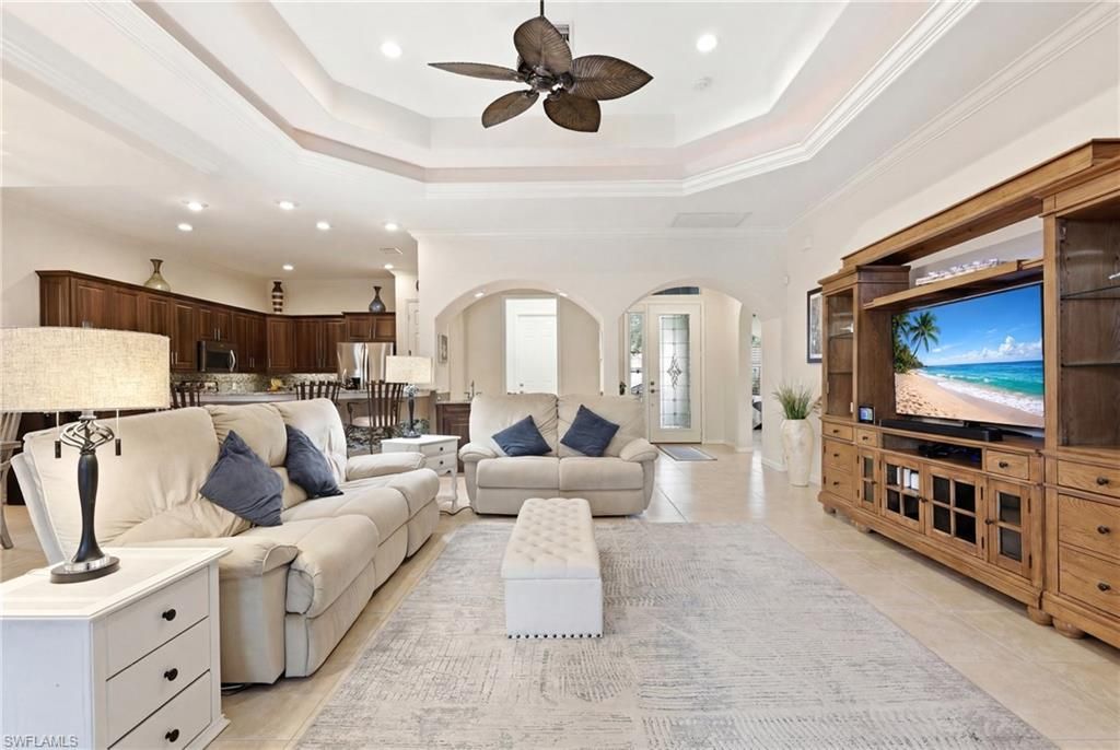 10736 Fieldfair Dr, Naples, FL 34119 Photo