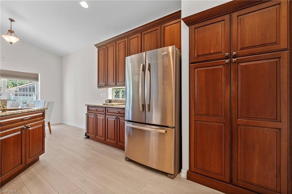 96 Glen Eagle Cir , Naples, FL 34104 Photo