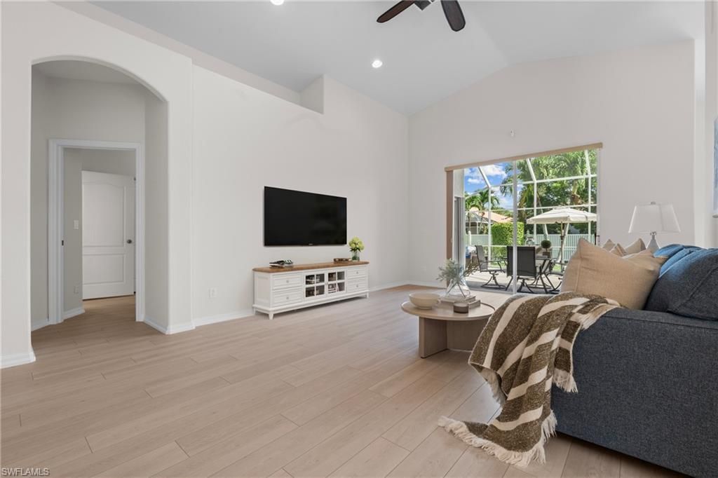 96 Glen Eagle Cir , Naples, FL 34104 Photo