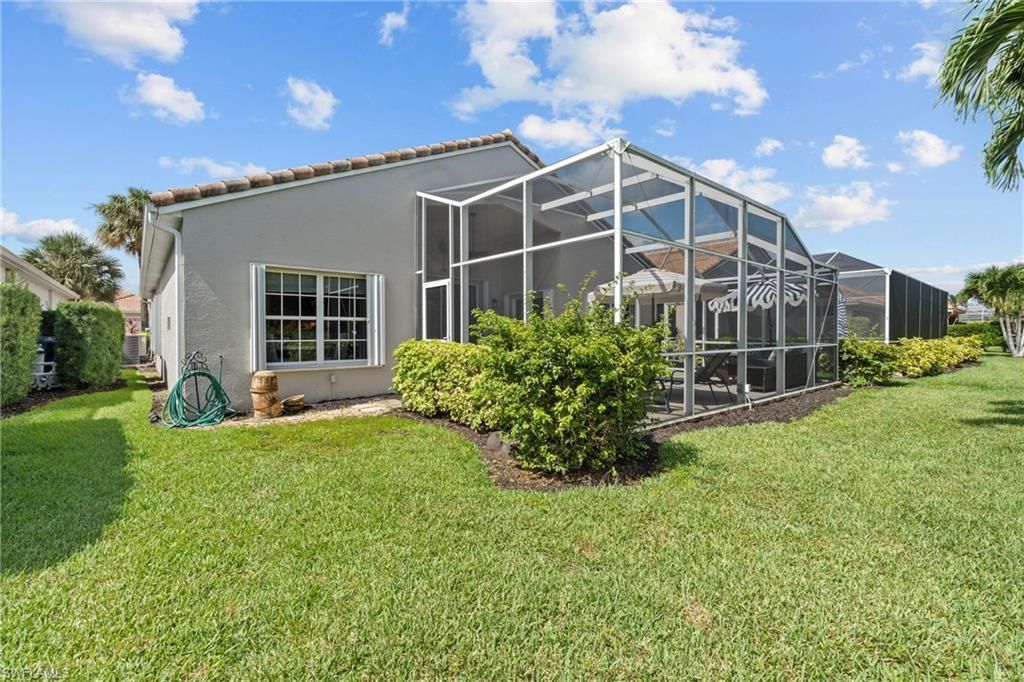 96 Glen Eagle Cir , Naples, FL 34104 Photo