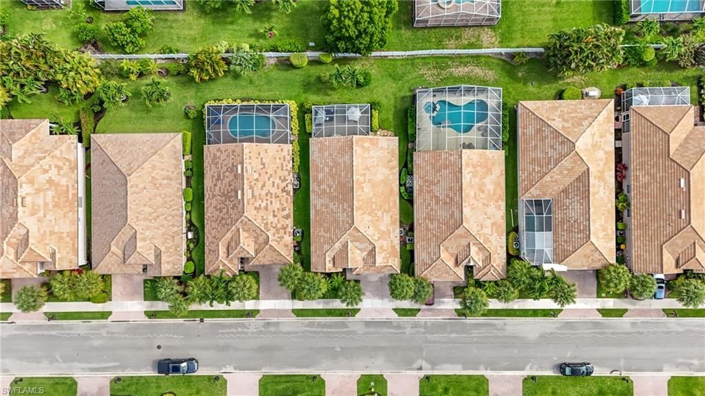 96 Glen Eagle Cir , Naples, FL 34104 Photo