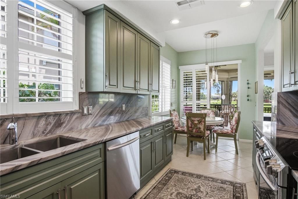 3960 Deer Crossing Ct, Unit 6-101, Naples, FL 34114 Photo