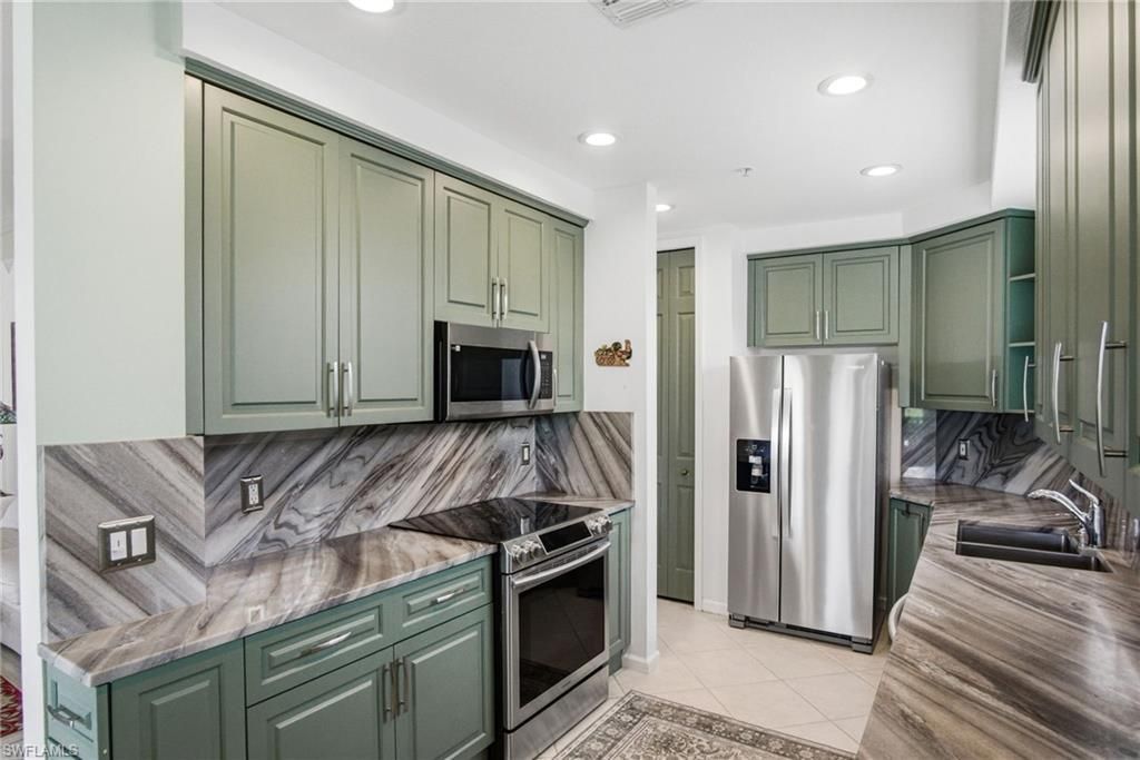 3960 Deer Crossing Ct, Unit 6-101, Naples, FL 34114 Photo