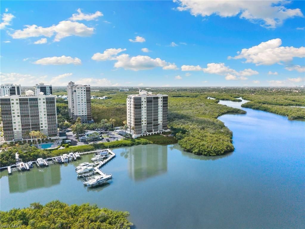 420 Cove Tower Dr, Unit 804, Naples, FL 34110 Photo