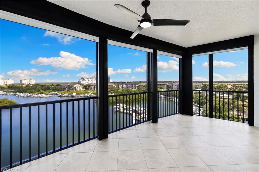 420 Cove Tower Dr, Unit 804, Naples, FL 34110 Photo