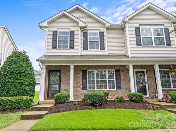 10563 Stoneacre Court, Pineville, NC 28134
