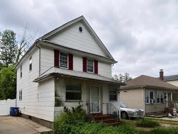 9322 215th Street , Queens Village, NY 11428
