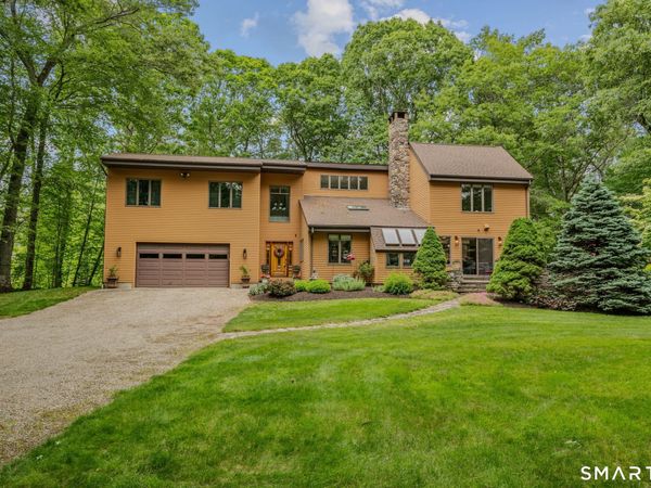 18 South, Bozrah, CT 06334