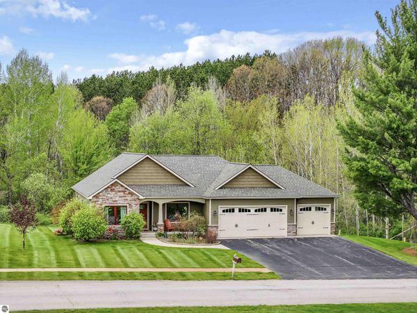 3251 Huellmantel Drive, Traverse City, MI 49685