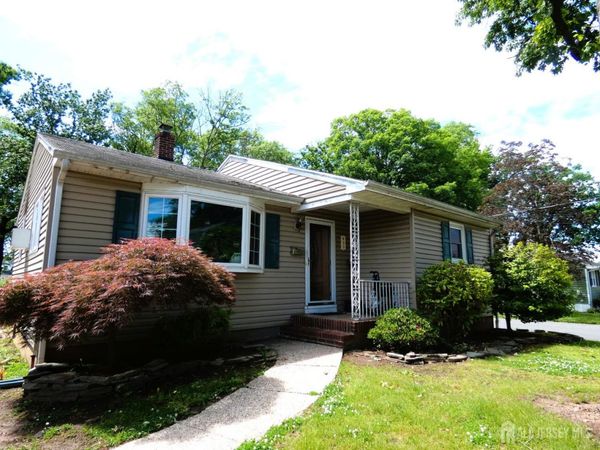 633 S Lincoln Avenue S, Woodbridge, NJ 07095