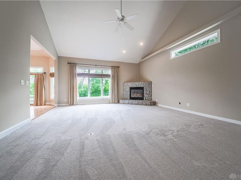 9922 Arn Drive, Washington Township, OH 45458 Photo 10