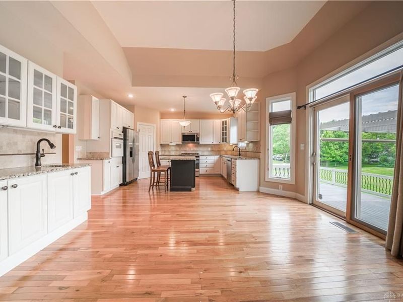 9922 Arn Drive, Washington Township, OH 45458 Photo 16