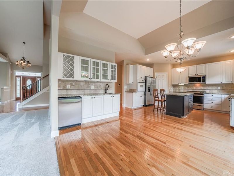 9922 Arn Drive, Washington Township, OH 45458 Photo 17
