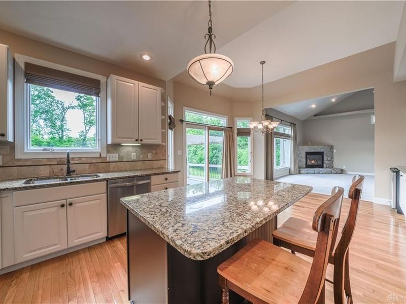 9922 Arn Drive, Washington Township, OH 45458 Photo 19