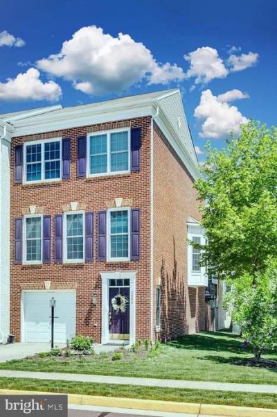 2404 Terra Cotta Circle, Herndon, VA 20171 Main Photo