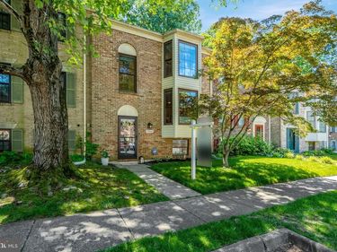5968 CLERKENWELL COURT, BURKE, VA 22015