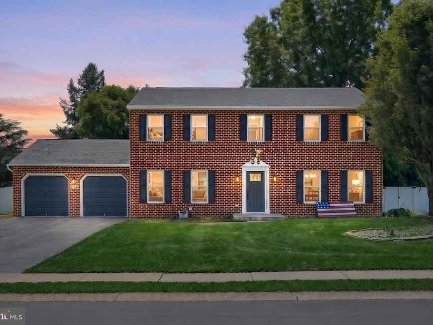 405 White Rose Lane , York, PA 17402 Main Photo
