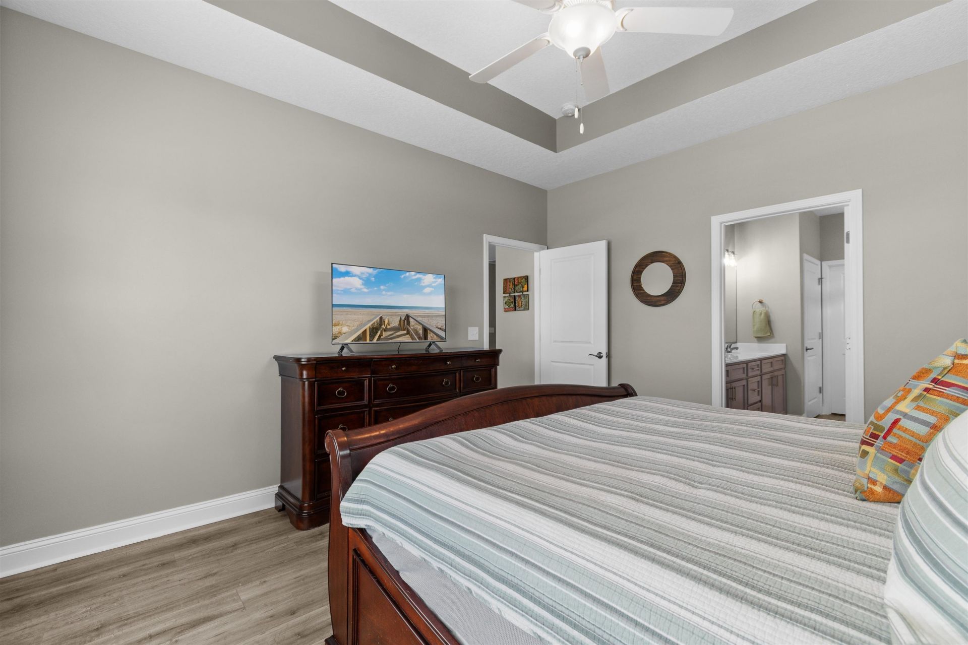 708 Hobonny Loop Photo 17