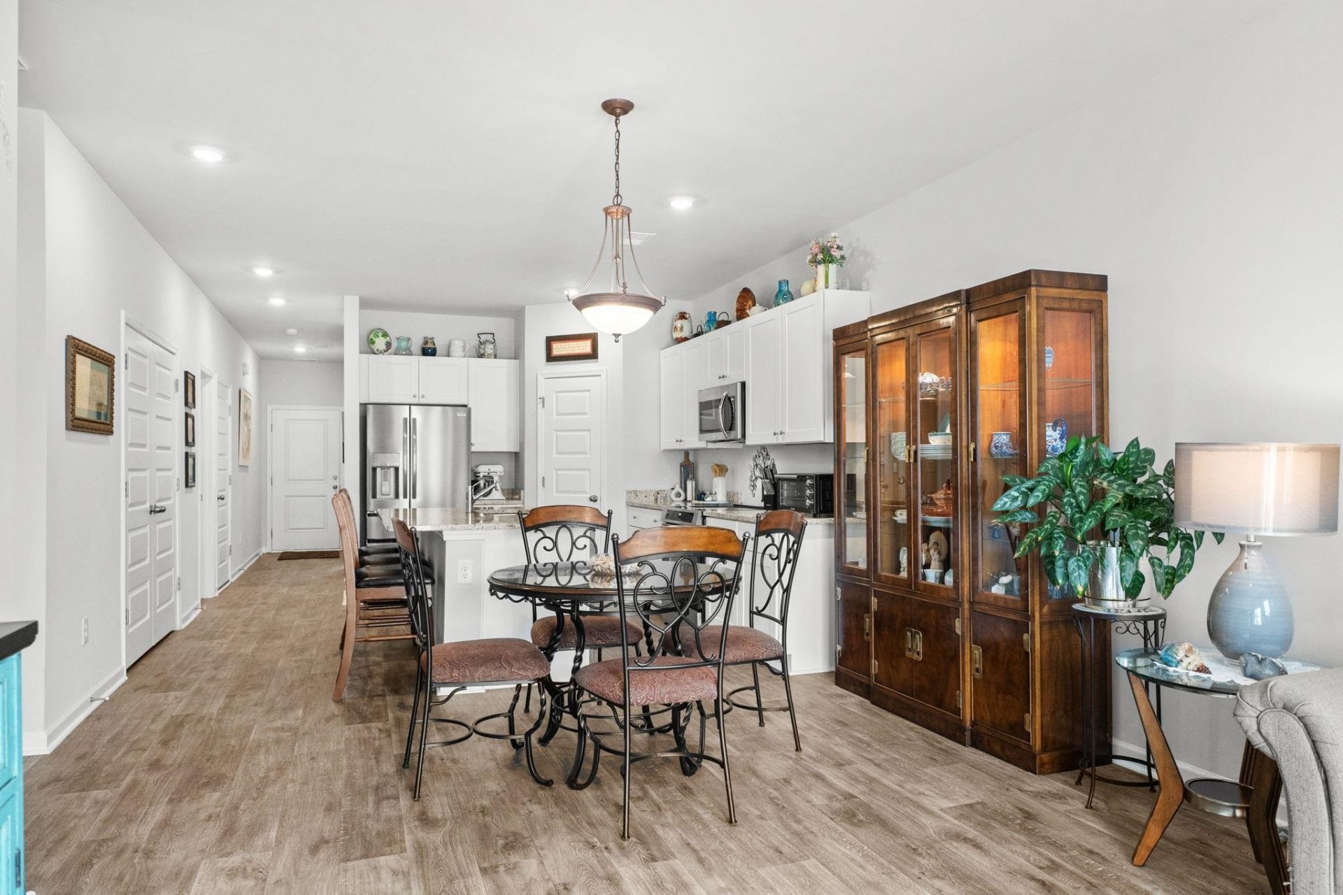 181 Hoffman Park Dr.  Photo 16