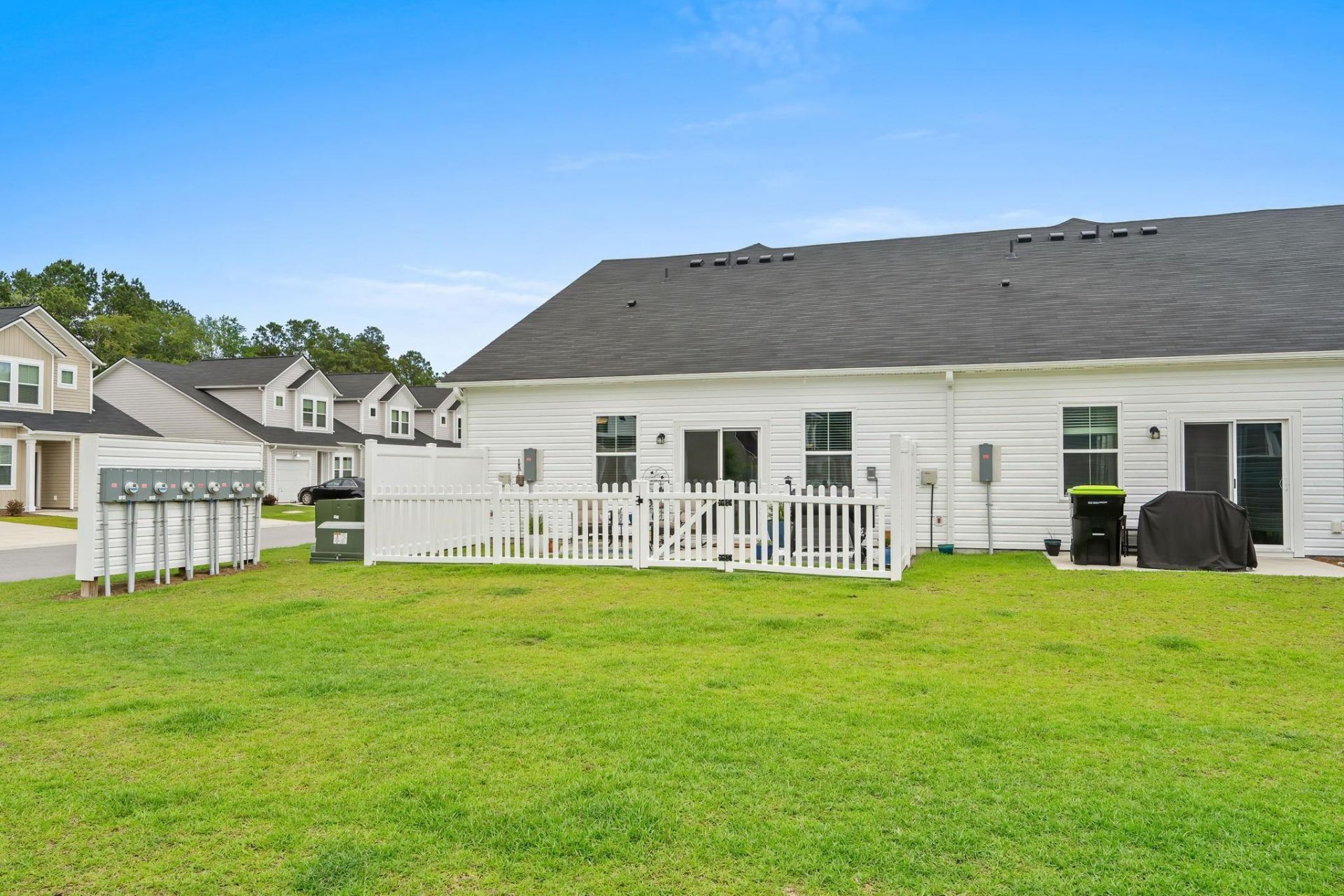 181 Hoffman Park Dr.  Photo 39