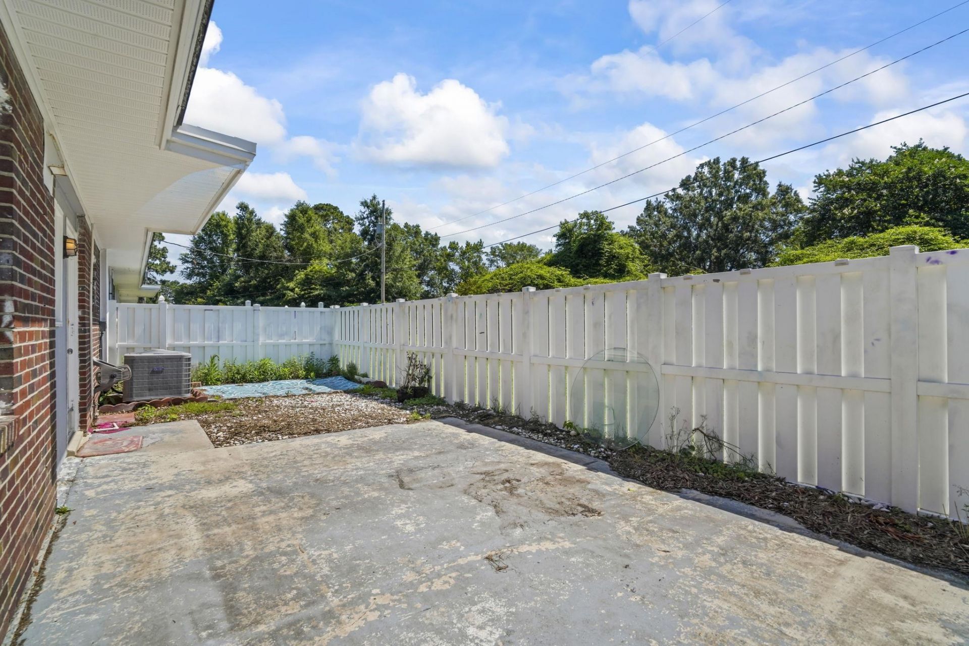 748 Yellowwood Ave.  Photo 20