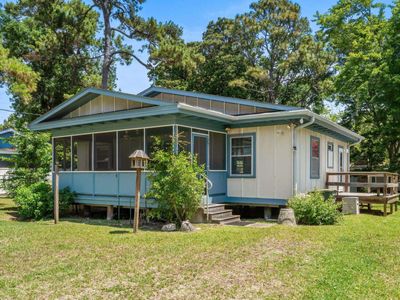 504 36th Ave. S , North Myrtle Beach, SC 29582