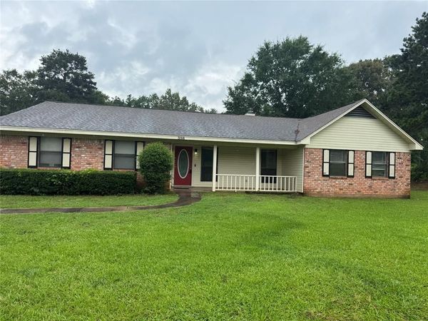 386 Country Club Circle , Minden, LA 71055