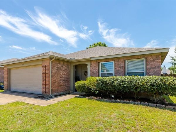 1573 Brookstone Drive, Little Elm, TX 75068