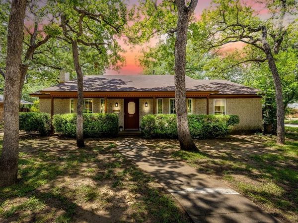 3600 Oak Haven Drive , Forest Hill, TX 76119