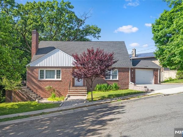 553 Ray Avenue, RIDGEFIELD, NJ 07657